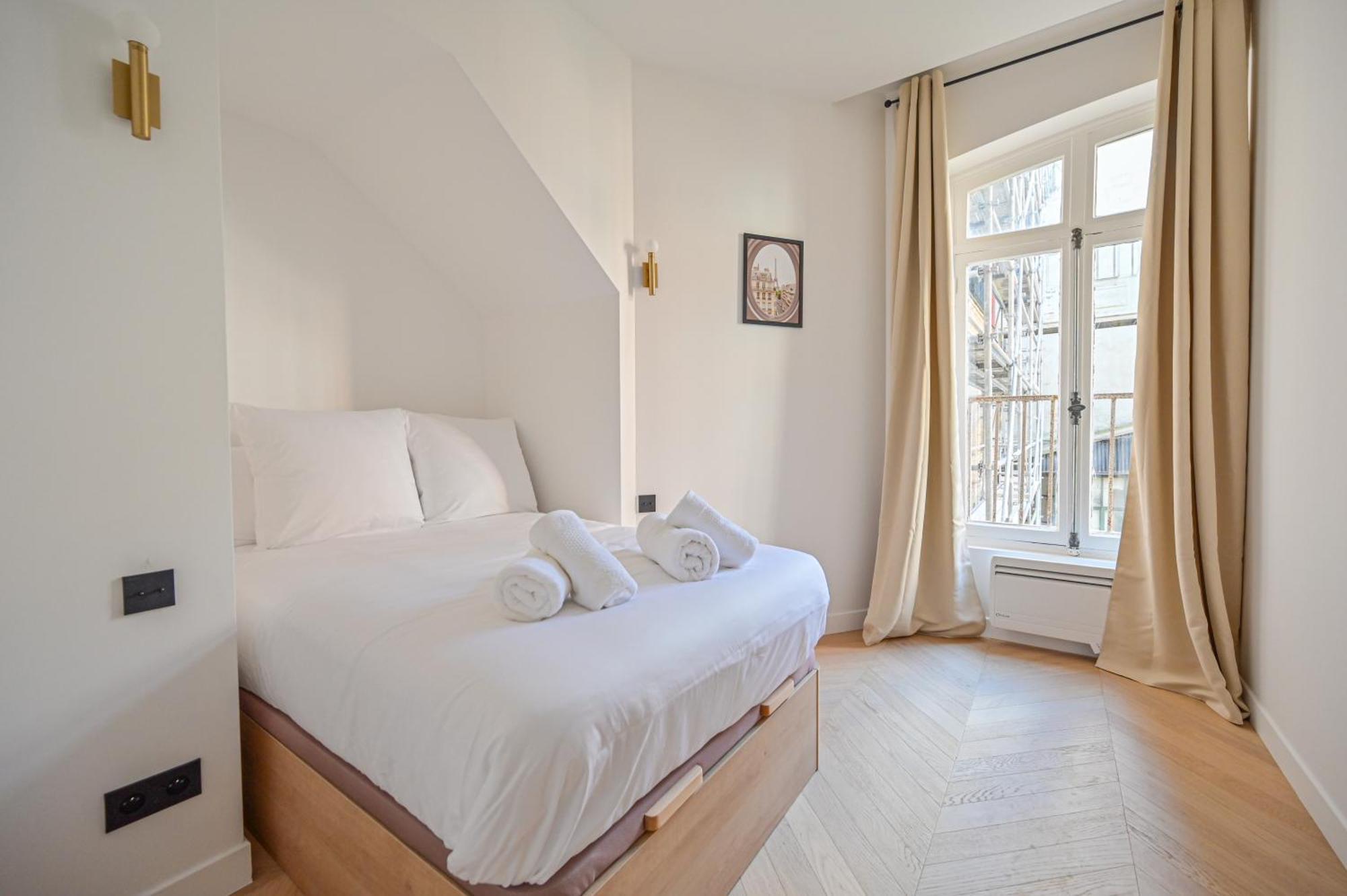 Sumptuous & Serene Parisian Flat Exteriör bild